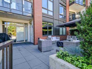 Photo 2: 108 20 E ROYAL Avenue in New Westminster: Fraserview NW Condo for sale in "The Lookout" : MLS®# R2483013