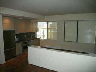 Photo 6: 1303 1333 W GEORGIA ST in Vancouver: Coal Harbour Condo for sale in "QUBE" (Vancouver West)  : MLS®# V582161