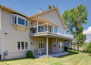Photo 3: 620 Stratton Terrace SW in Calgary: Strathcona Park Semi Detached for sale : MLS®# A1240753