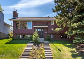 Photo 1: 128 Queensland Place SE in Calgary: Queensland Detached for sale : MLS®# A1224303