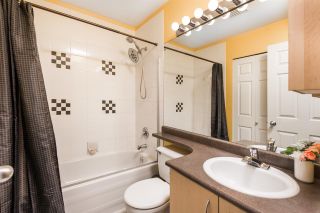 Photo 12: 72 620 QUEENS Avenue in New Westminster: Uptown NW Townhouse for sale in "ROYAL CITY TERRACE" : MLS®# R2338052