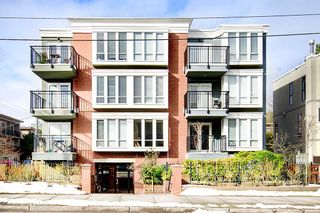 Photo 1: 203 2825 ALDER Street in Vancouver: Fairview VW Condo for sale in "BRETON MEWS" (Vancouver West)  : MLS®# R2248577