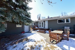 Photo 26: 86 Wedgewood Drive SW in Calgary: Wildwood Detached for sale : MLS®# A2031785