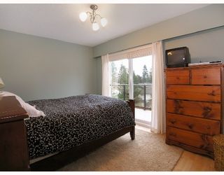 Photo 5: 1425 CHAMBERLAIN Drive in North_Vancouver: Lynn Valley House for sale (North Vancouver)  : MLS®# V745252