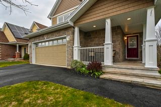 Photo 2: 104 Hollyhock Way in Bedford: 20-Bedford Residential for sale (Halifax-Dartmouth)  : MLS®# 202409175