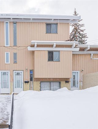 Photo 1: 1508 11010 Bonaventure Drive SE in Calgary: Willow Park Row/Townhouse for sale : MLS®# A2029484