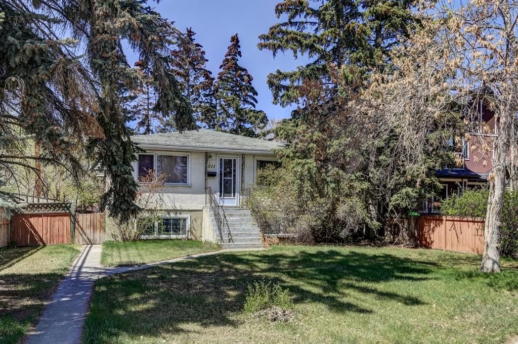 Main Photo: 511 30 Street NW in Calgary: Parkdale Detached for sale : MLS®# A2045837