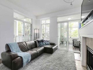 Photo 5: 207 1675 W 10TH Avenue in Vancouver: Fairview VW Condo for sale in "NORFOLK HOUSE" (Vancouver West)  : MLS®# R2169058