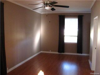 Photo 2: 380 Madison Street in WINNIPEG: St James Residential for sale (West Winnipeg)  : MLS®# 1526447