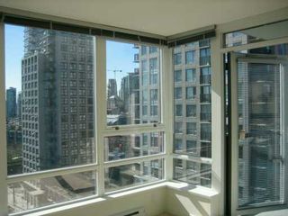 Photo 4: 1610 928 BEATTY ST in Vancouver: Downtown VW Condo for sale in "MAX I" (Vancouver West)  : MLS®# V580505