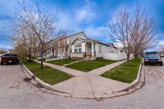 Photo 2: 2 Prestwick Rise SE in Calgary: McKenzie Towne Detached for sale : MLS®# A2130076
