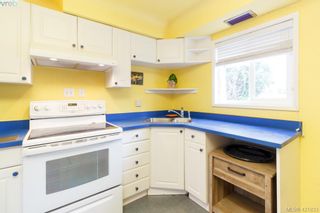 Photo 10: 3316 Whittier Ave in VICTORIA: SW Rudd Park House for sale (Saanich West)  : MLS®# 834896