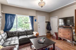 Photo 3: 3562 E GEORGIA STREET in Vancouver: Renfrew VE House for sale (Vancouver East)  : MLS®# R2190288