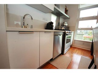 Photo 9: 310 1808 W 1ST Avenue in Vancouver: Kitsilano Condo for sale in "FIRST ON FIRST" (Vancouver West)  : MLS®# V1113360