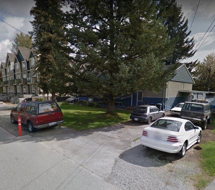 Main Photo: 3448 SEFTON Street in Port Coquitlam: Glenwood PQ 1/2 Duplex for sale : MLS®# R2546908