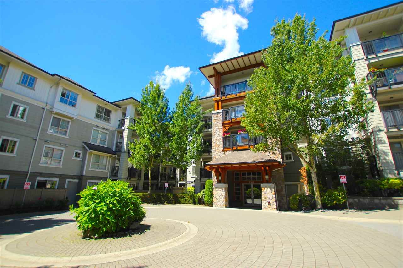 Main Photo: 107 2958 SILVER SPRINGS Boulevard in Coquitlam: Westwood Plateau Condo for sale in "SILVER SPRINGS - TAMARISK" : MLS®# R2086860