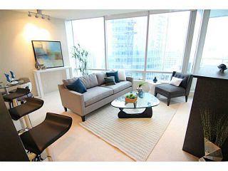 Main Photo: 3306 1077 W CORDOVA Street in Vancouver: Coal Harbour Condo for sale in "SHAW TOWERS" (Vancouver West)  : MLS®# V1091901