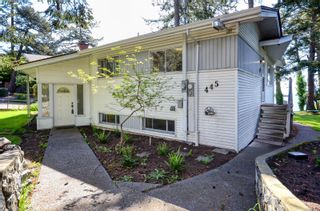 Main Photo: 445 Grafton St in Esquimalt: Es Saxe Point House for sale : MLS®# 962567
