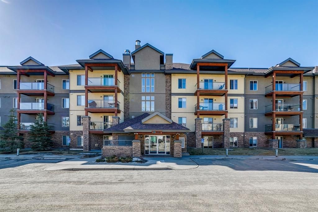 Main Photo: 1204 92 Crystal Shores Road: Okotoks Apartment for sale : MLS®# A1083634