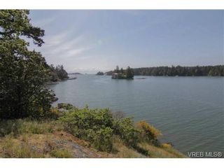 Photo 20: 124 Gibraltar Bay Dr in VICTORIA: VR View Royal House for sale (View Royal)  : MLS®# 678078
