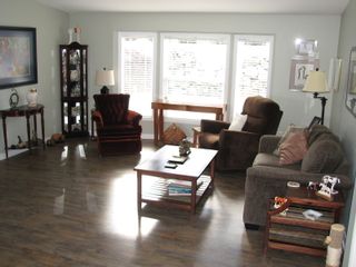 Photo 9: 68 1510 Tans Can Hwy: Sorrento Manufactured Home for sale (Shuswap)  : MLS®# 10225678