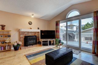 Photo 12: 3674 Sierra Morena Road SW in Calgary: Signal Hill Detached for sale : MLS®# A2131257