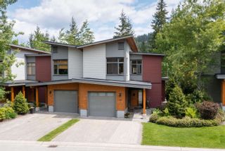 Photo 1: 14 1240 MOUNT FEE Road in Whistler: Cheakamus Crossing Townhouse for sale in "RIVERBEND" : MLS®# R2784337