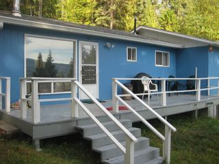 Photo 1: 2544 Vickers  Trail in Anglemont: North Shuswap House for sale (Shuswap)  : MLS®# 10036911