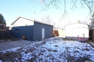 Photo 35: 106 Dunsmore Drive in Regina: Walsh Acres Residential for sale : MLS®# SK952169