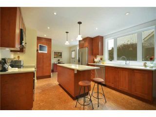 Photo 5: 5897 MACDONALD Street in Vancouver: Kerrisdale House for sale in "KERRISDALE" (Vancouver West)  : MLS®# V931581