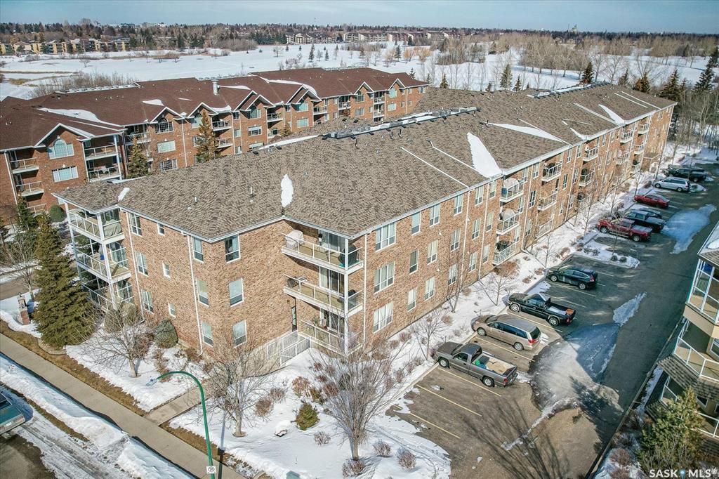 Main Photo: 205 914 Heritage View in Saskatoon: Wildwood Residential for sale : MLS®# SK924386