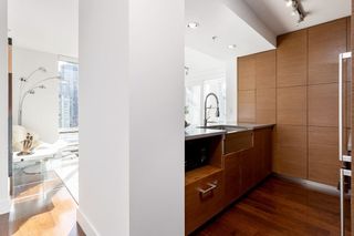 Photo 15: 802 565 SMITHE Street in Vancouver: Downtown VW Condo for sale in "VITA" (Vancouver West)  : MLS®# R2539615