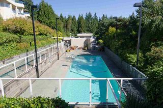 Photo 20: 2375 FOLKESTONE Way in West Vancouver: Panorama Village Townhouse for sale in "Westpointe" : MLS®# R2147678