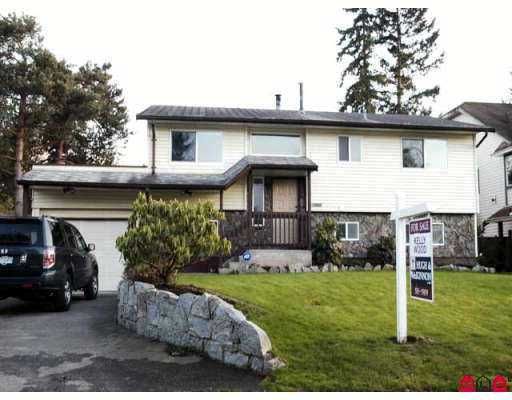 Main Photo: 20968 50TH Avenue in Langley: Langley City House for sale in "NEWLANDS GOLF COURSE" : MLS®# F2714122