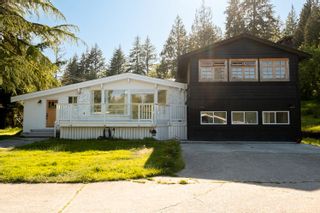 Photo 3: 1191 NORTH Road in Gibsons: Gibsons & Area House for sale (Sunshine Coast)  : MLS®# R2814418
