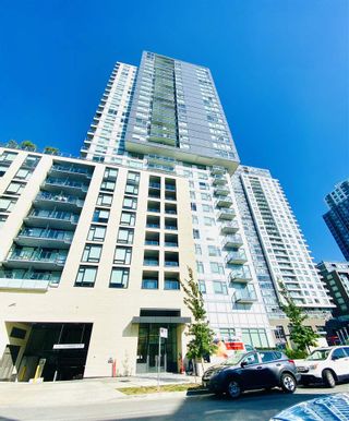 Photo 2: 3104 5470 ORMIDALE Street in Vancouver: Collingwood VE Condo for sale in "Wall Centre Central Park" (Vancouver East)  : MLS®# R2490428