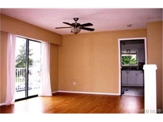 Photo 4:  in VICTORIA: SE Lambrick Park Half Duplex for sale (Saanich East)  : MLS®# 391545