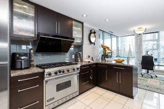 Photo 13: 301 638 BEACH Crescent in Vancouver: Yaletown Condo for sale (Vancouver West)  : MLS®# R2827785