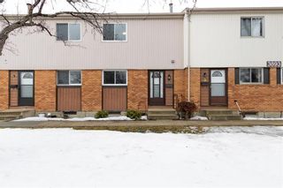 Photo 1: 2 3893 Ness Avenue in Winnipeg: Crestview Condominium for sale (5H)  : MLS®# 202402327