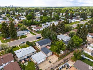 Photo 5: 10323 45 Street in Edmonton: Zone 19 House for sale : MLS®# E4394638