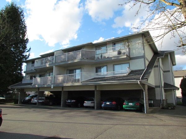 Main Photo: 103 33225 Old Yale Road in Abbotsford: Condo for rent
