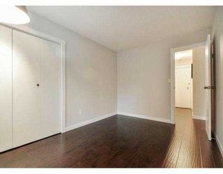 Photo 13: 204 630 CLARKE Road in Coquitlam: Coquitlam West Condo for sale in "KING CHARLES COURT" : MLS®# V1054989
