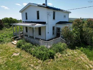 Photo 1: 203 MacLeod Road in Heathbell: 108-Rural Pictou County Residential for sale (Northern Region)  : MLS®# 202312711