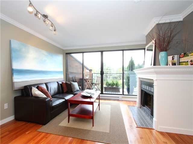 Main Photo: 106 811 West 7th Ave in Vancouver: Fairview VW Condo for sale (Vancouver West)  : MLS®# V978561