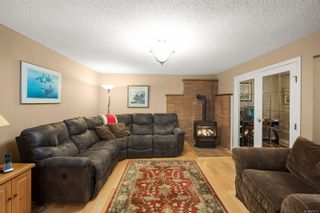 Photo 7: 5835 West Saanich Rd in Saanich: SW Elk Lake House for sale (Saanich West)  : MLS®# 887275