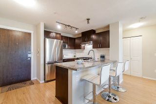 Photo 5: 206 3110 DAYANEE SPRINGS Boulevard in Coquitlam: Westwood Plateau Condo for sale in "LEDGEVIEW" : MLS®# R2498071