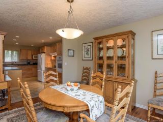 Photo 5: 619 OLYMPIC DRIVE in COMOX: CV Comox (Town of) House for sale (Comox Valley)  : MLS®# 721882
