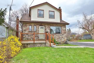 Photo 1: 42 Bexhill Avenue in Toronto: Clairlea-Birchmount House (2-Storey) for sale (Toronto E04)  : MLS®# E3803793