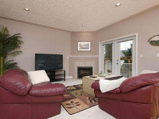 Photo 14: 1997 Ridgeview Rise in View Royal: VR Prior Lake House for sale : MLS®# 863706