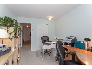 Photo 15: 102 5375 205 Street in Langley: Langley City Condo for sale in "GLENMONT PARK" : MLS®# R2053882